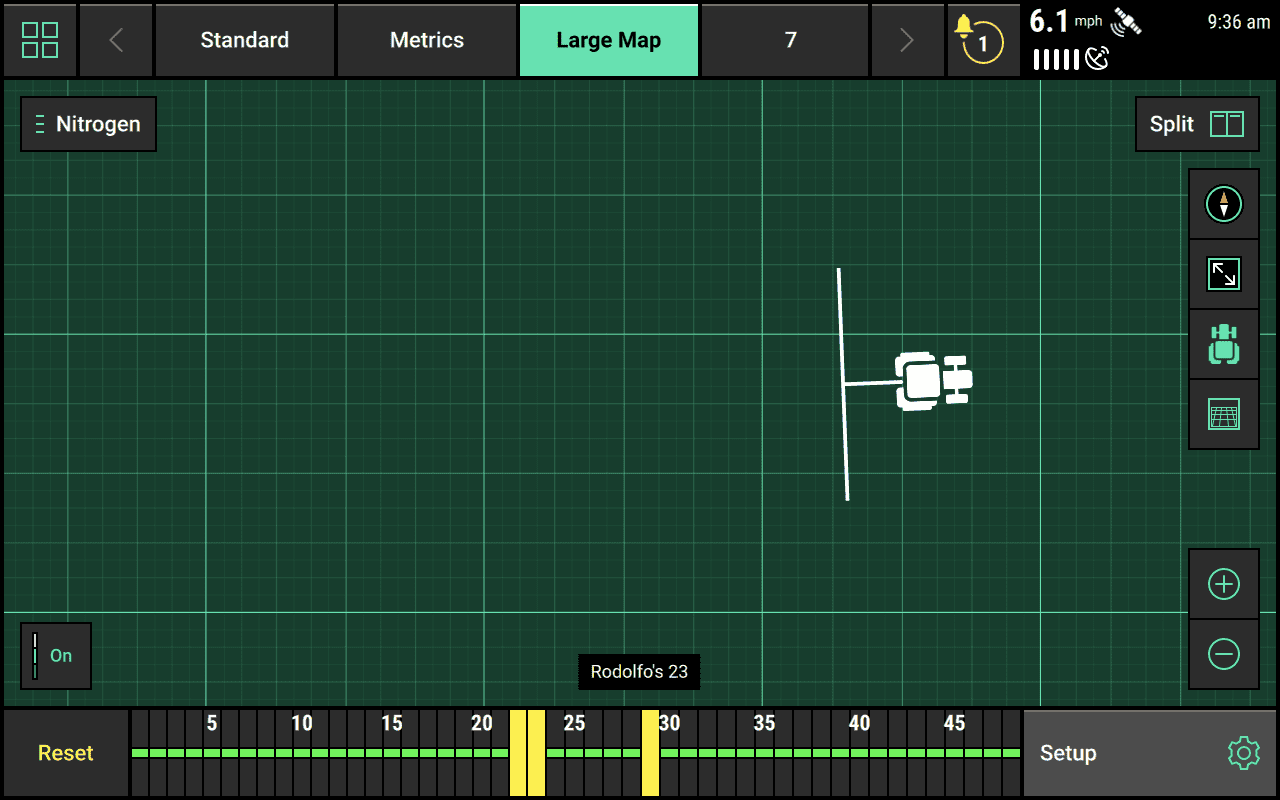 The Large Map layout comes by default with a swath mini-chart at the bottom. Note how, when manual swath control is on, a Reset button appears on the left. Press it to restore automatic control to the 20|20.